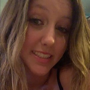 Meet your Posher, Maya